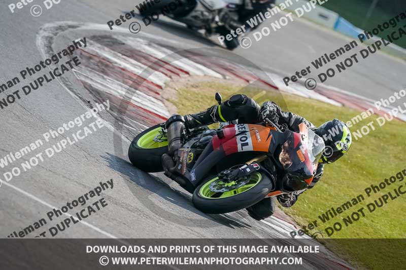 donington no limits trackday;donington park photographs;donington trackday photographs;no limits trackdays;peter wileman photography;trackday digital images;trackday photos